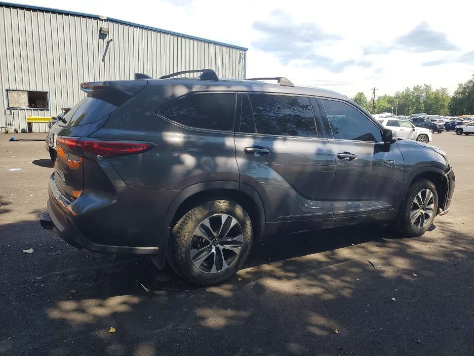 Photo 3 from auction – 2020 TOYOTA HIGHLANDER with VIN 5TDHBRCH3LS509004