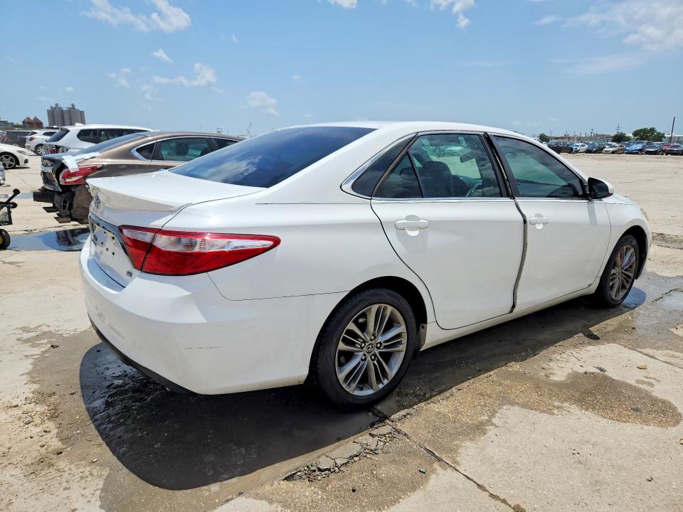 Photo 3 from auction – 2016 TOYOTA CAMRY with VIN 4T1BF1FK4GU122901