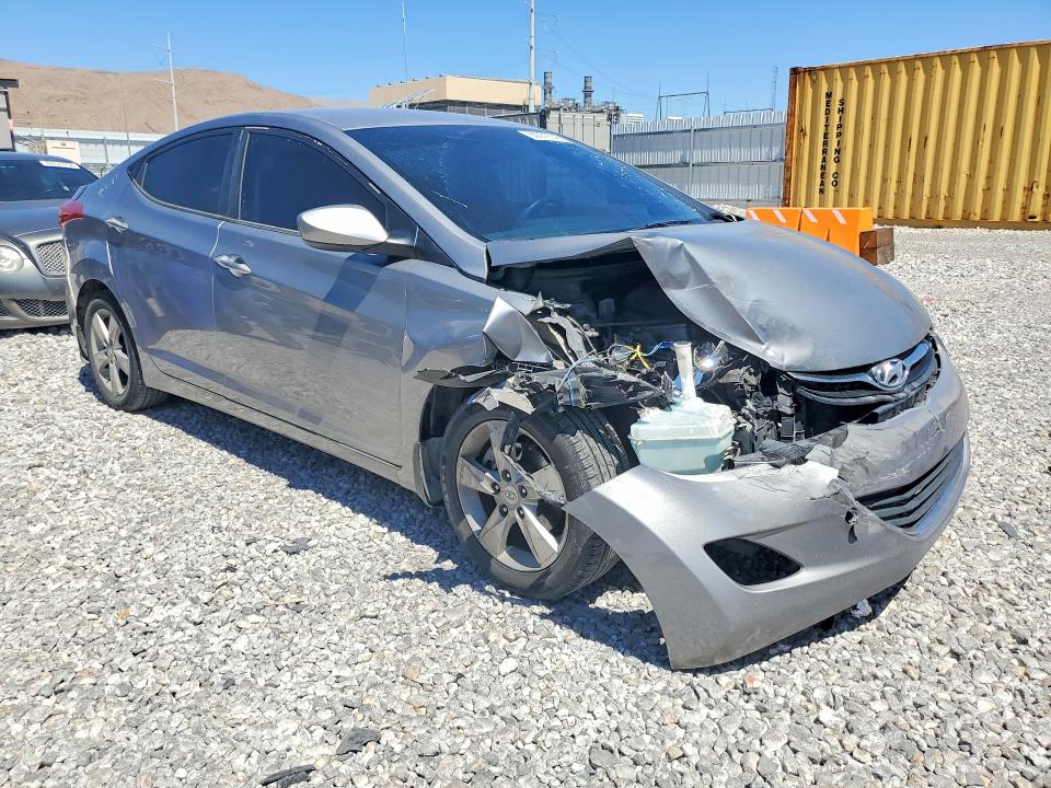 Photo 4 from auction – 2012 HYUNDAI ELANTRA with VIN KMHDH4AE6CU322579