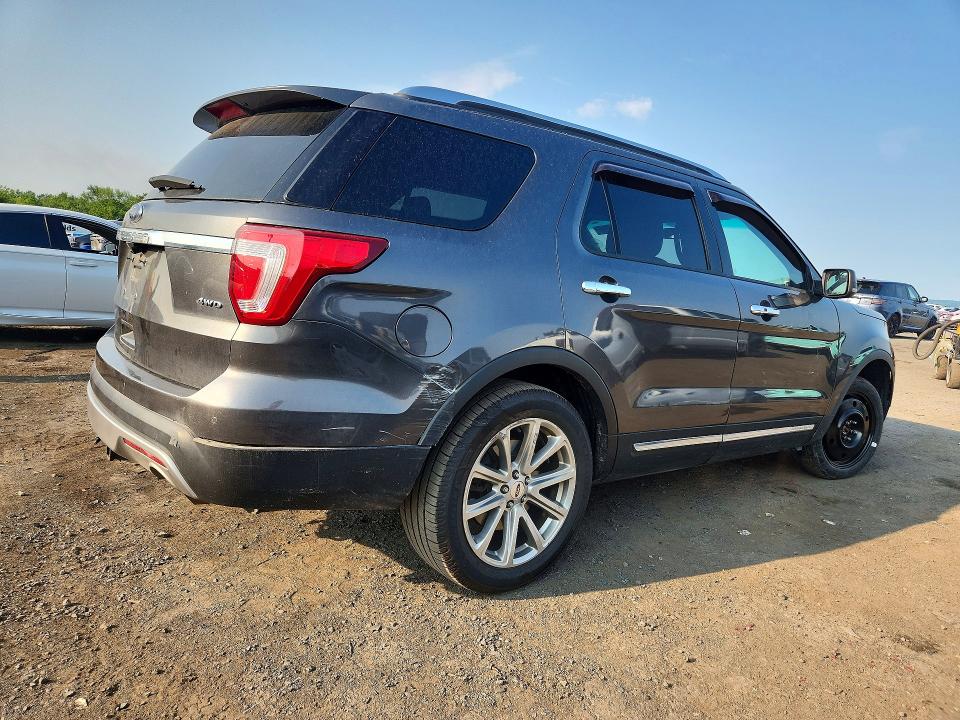 Photo 3 from auction – 2016 FORD EXPLORER with VIN 1FM5K8F85GGA45766