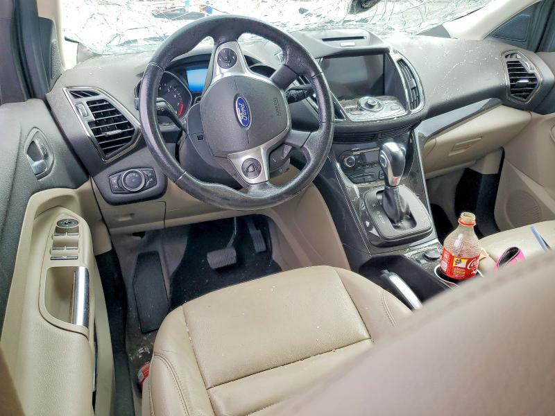 Photo 8 from auction – 2016 FORD ESCAPE with VIN 1FMCU9J97GUC68514
