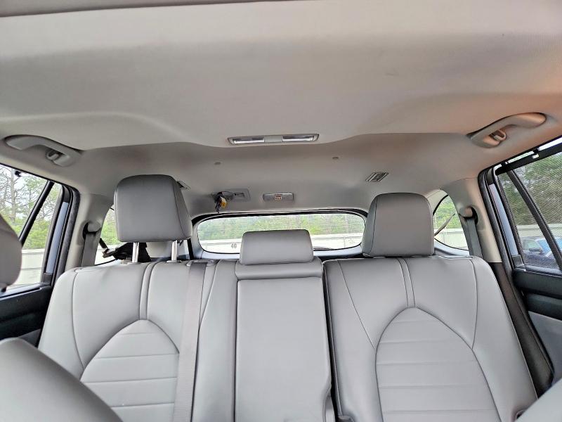 Photo 10 from auction – 2022 TOYOTA HIGHLANDER with VIN 5TDGZRBH8NS172650