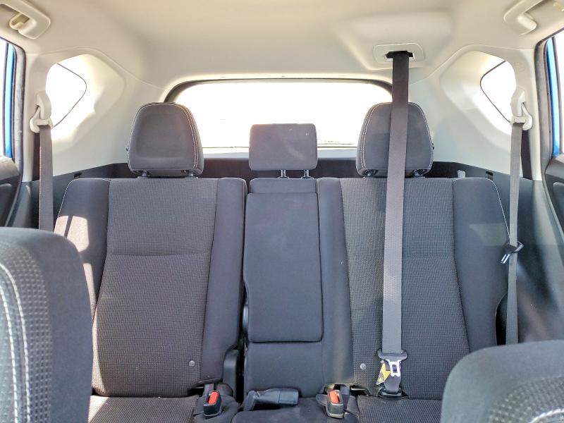 Photo 10 from auction – 2018 TOYOTA RAV4 with VIN JTMWFREV0JJ193229
