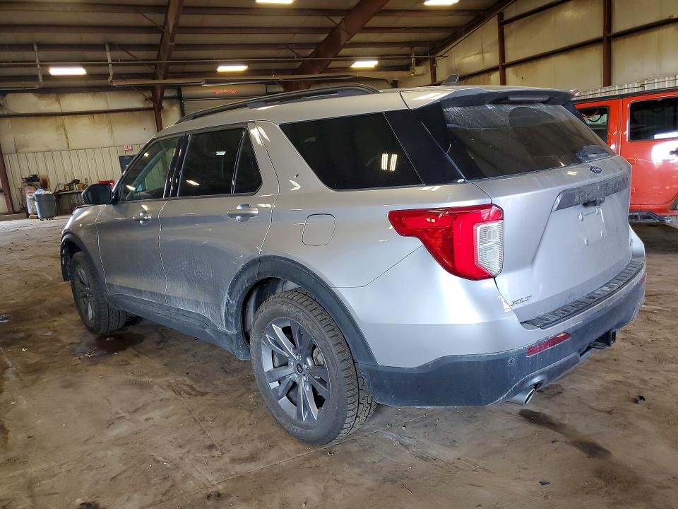 Photo 2 from auction – 2021 FORD EXPLORER with VIN 1FMSK8DH0MGC10625