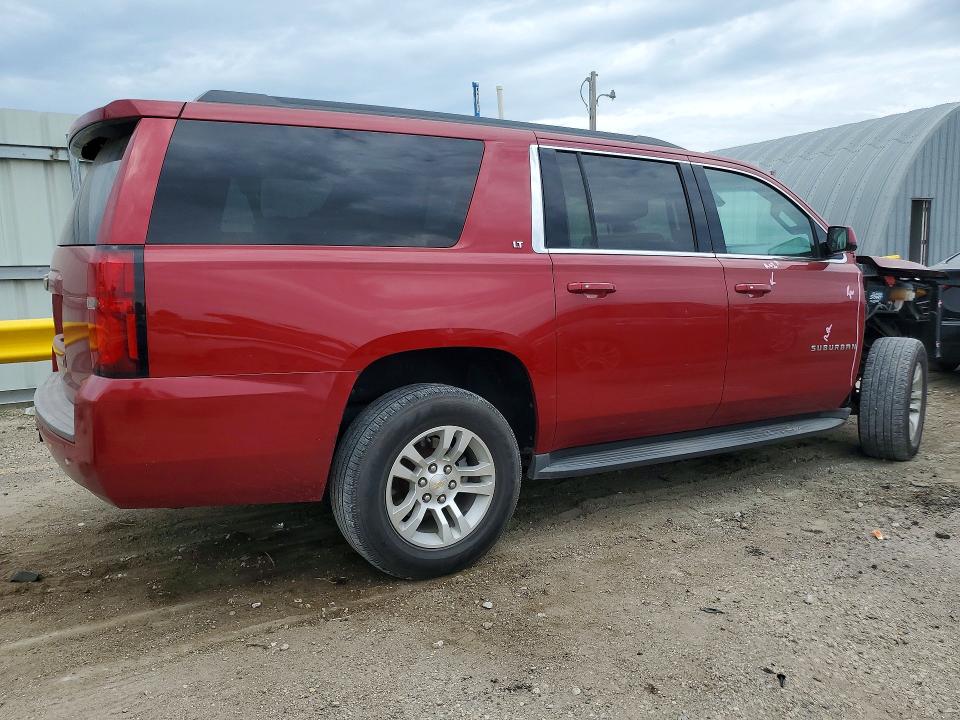 Photo 3 from auction – 2015 CHEVROLET SUBURBAN with VIN 1GNSKJKC7FR534673