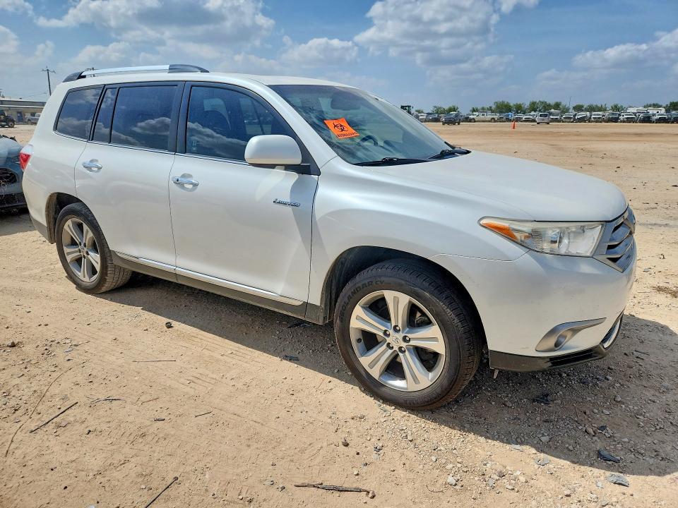 Photo 4 from auction – 2013 TOYOTA HIGHLANDER with VIN 5TDYK3EH4DS125678