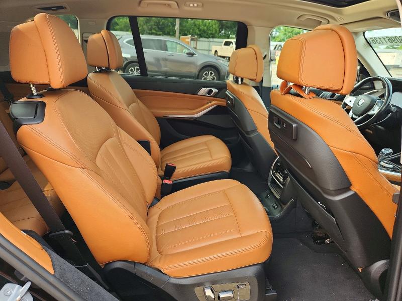 Photo 11 from auction – 2019 BMW X7 with VIN 5UXCW2C51KL084098