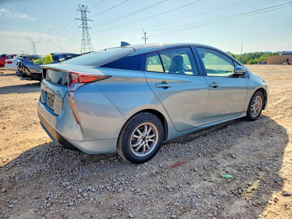 Photo 3 from auction – 2017 TOYOTA PRIUS with VIN JTDKARFU8H3535401