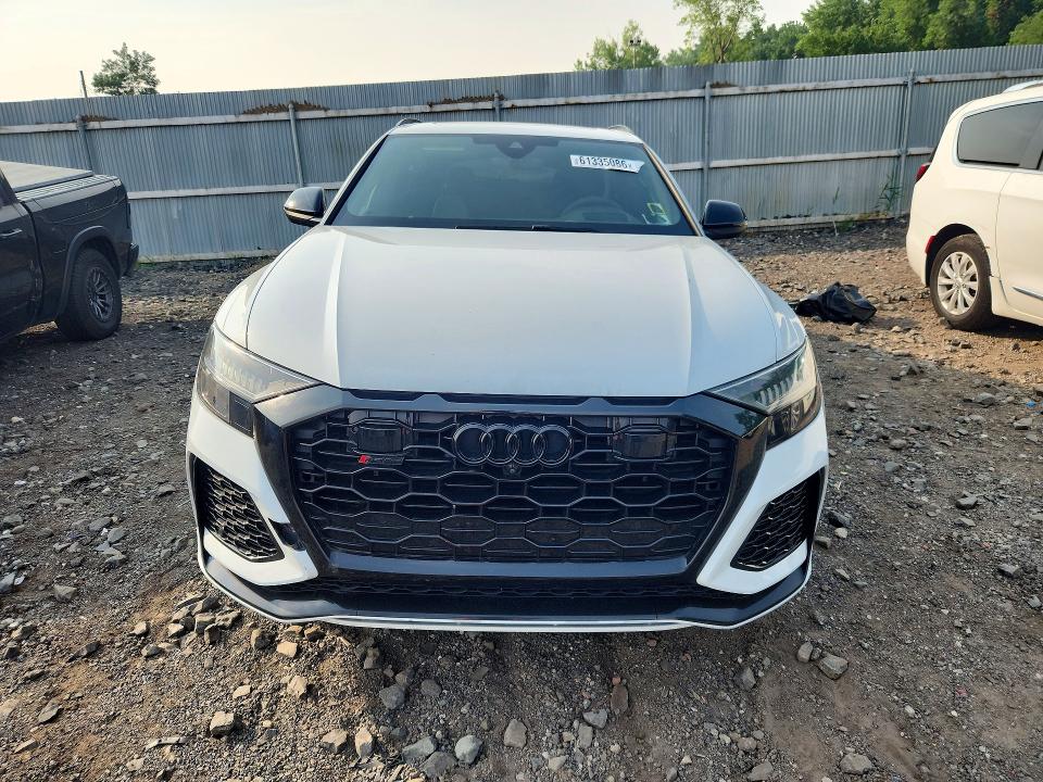 Photo 5 from auction – 2022 AUDI RS Q8 with VIN WU1ARBF16ND012596