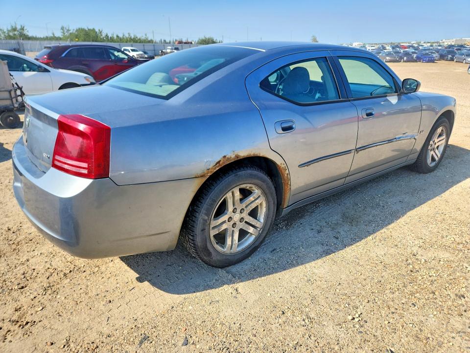 Photo 3 from auction – 2006 DODGE CHARGER with VIN 2B3KA43G46H445109