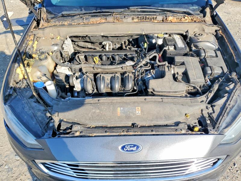 Photo 11 from auction – 2019 FORD FUSION with VIN 3FA6P0G75KR102511