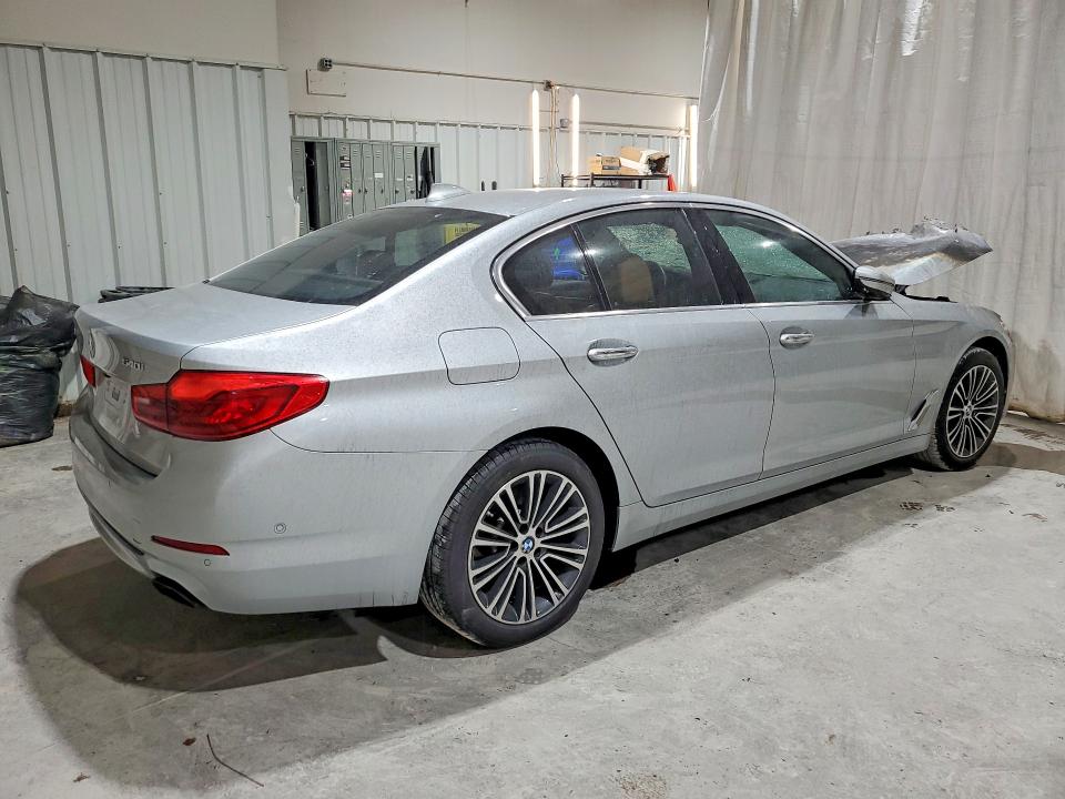Photo 3 from auction – 2018 BMW 540 with VIN WBAJE7C53JWC56752