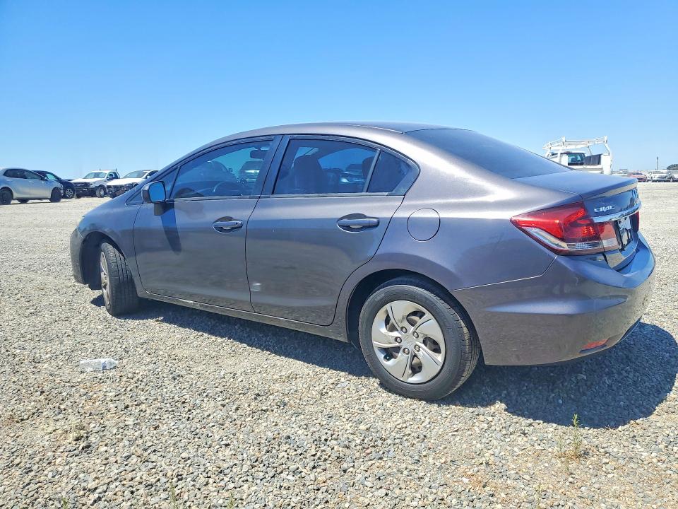 Photo 2 from auction – 2015 HONDA CIVIC with VIN 19XFB2F55FE013054