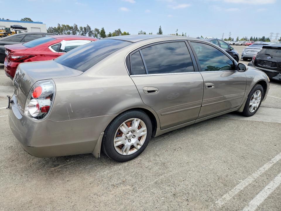 Photo 3 from auction – 2005 NISSAN ALTIMA with VIN 1N4AL11D85N447159