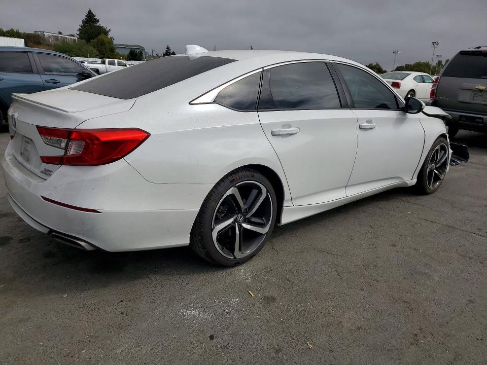 Photo 3 from auction – 2019 HONDA ACCORD with VIN 1HGCV2F32KA012872
