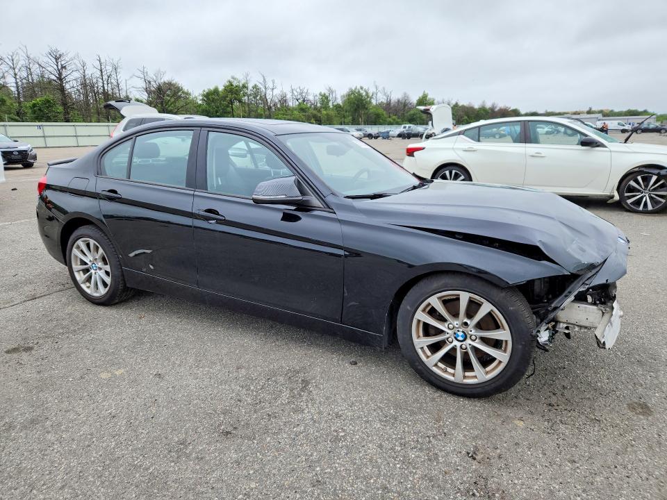Photo 4 from auction – 2018 BMW 320 with VIN WBA8E5G55JNU47668