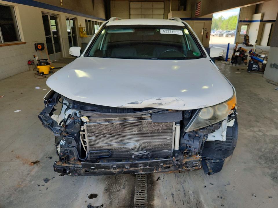 Photo 5 from auction – 2013 KIA SORENTO with VIN 5XYKTDA2XDG352509