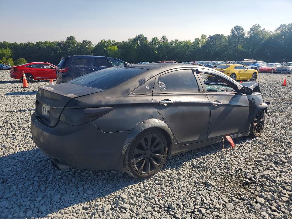 Photo 3 from auction – 2013 HYUNDAI SONATA with VIN 5NPEC4AC4DH587809