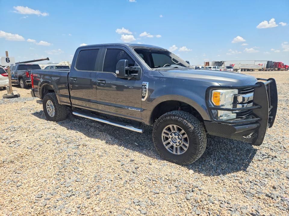 Photo 4 from auction – 2017 FORD F250 with VIN 1FT7W2BTXHEC62137