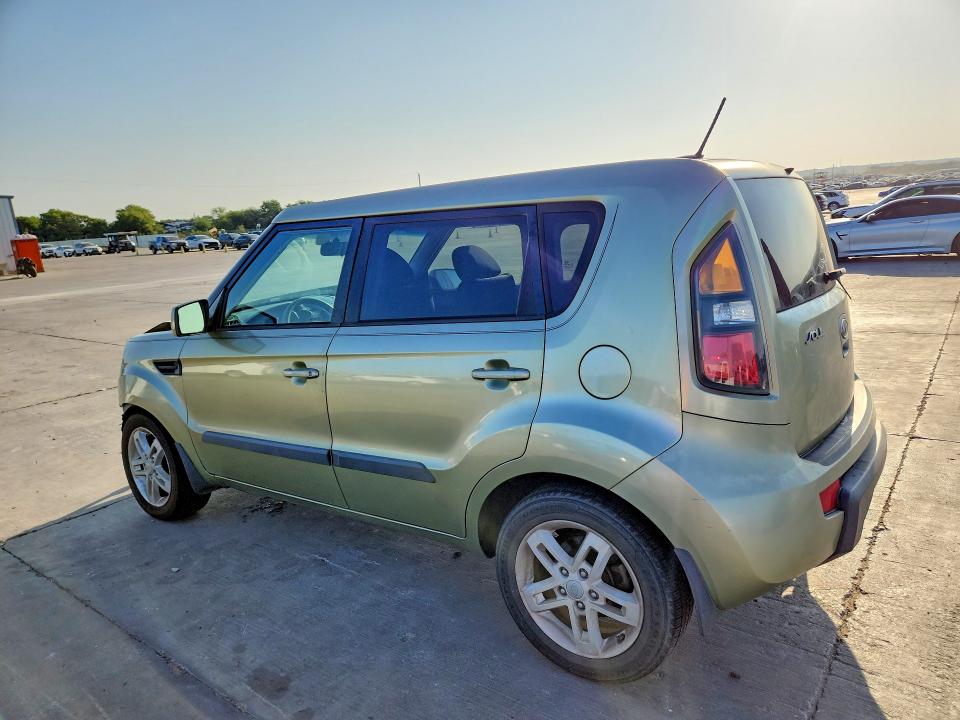 Photo 2 from auction – 2011 KIA SOUL with VIN KNDJT2A20B7339164