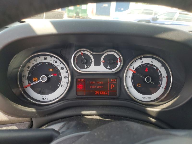 Photo 9 from auction – 2014 FIAT 500L with VIN ZFBCFADH1EZ020264