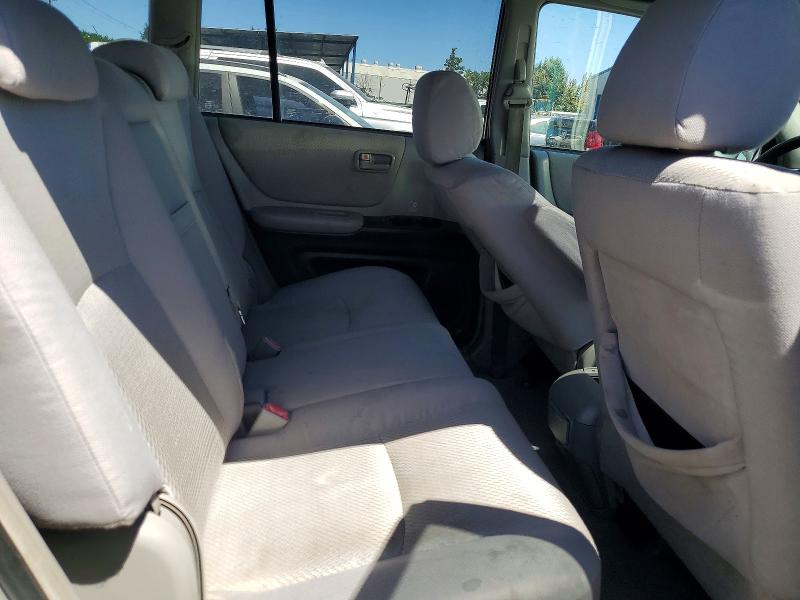 Photo 11 from auction – 2004 TOYOTA HIGHLANDER with VIN JTEDP21A240031056