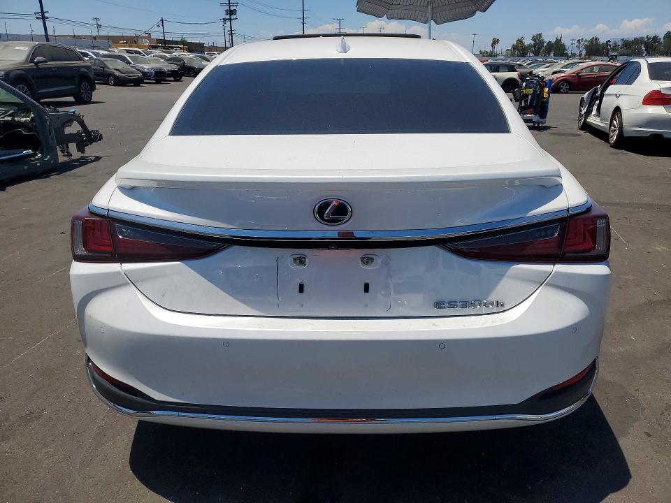 Photo 6 from auction – 2024 LEXUS ES 300H with VIN 58ADA1C10RU049332