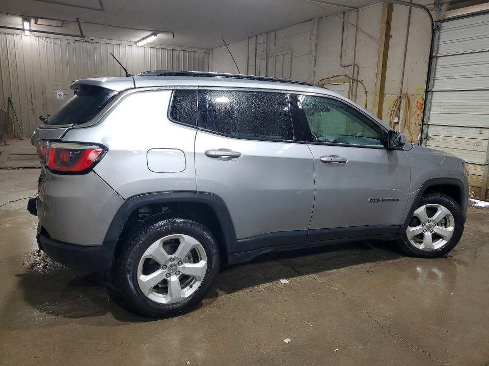 Zdjęcie 3 z aukcji – 2020 JEEP COMPASS z VIN 3C4NJDBB1LT202989