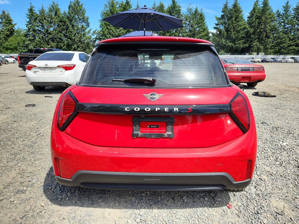 Photo 6 from auction – 2025 MINI COOPER with VIN WMW23GD04S2X25110