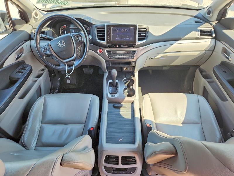 Photo 8 from auction – 2017 HONDA PILOT with VIN 5FNYF6H53HB019403