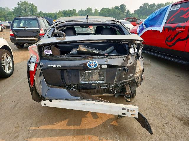 Photo 6 from auction – 2016 TOYOTA PRIUS with VIN JTDKARFUXG3026697
