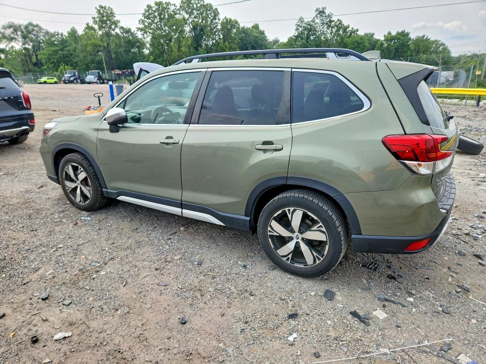 Photo 2 from auction – 2020 SUBARU FORESTER with VIN JF2SKAXC3LH422019