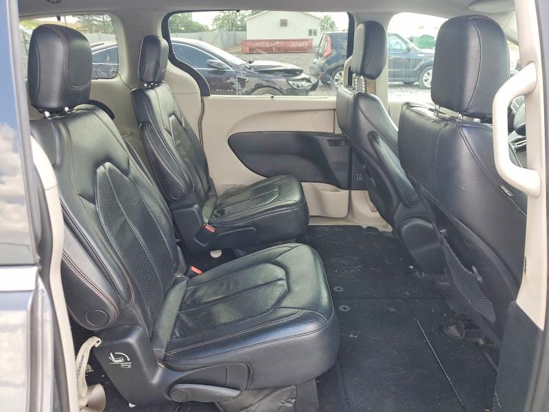 Photo 11 from auction – 2018 CHRYSLER PACIFICA with VIN 2C4RC1BG0JR149563
