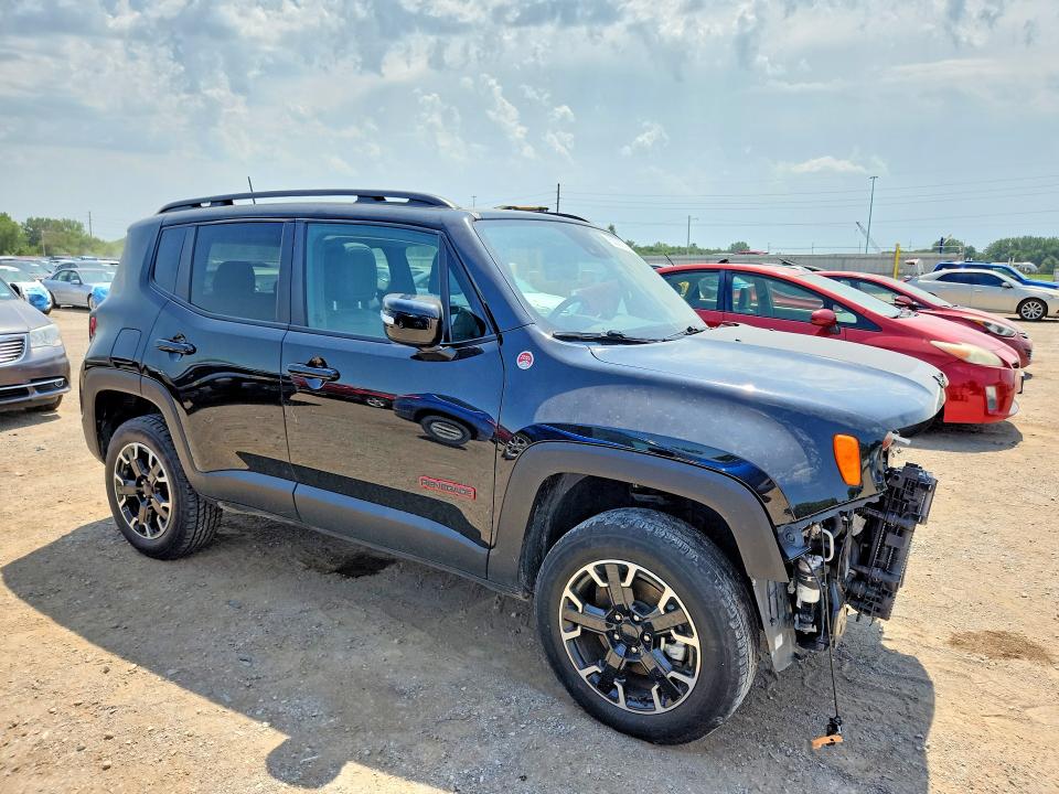 Photo 4 from auction – 2023 JEEP RENEGADE with VIN ZACNJDC16PPP63446