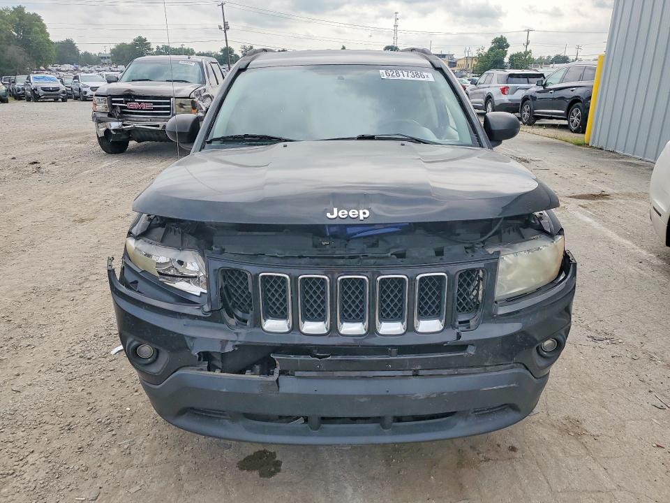Photo 5 from auction – 2012 JEEP COMPASS with VIN 1C4NJDEB5CD661914