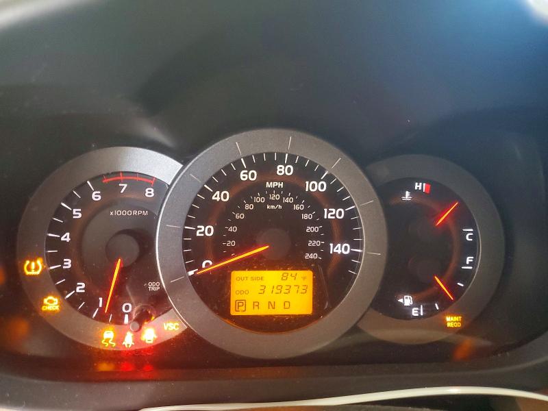 Photo 9 from auction – 2007 TOYOTA RAV4 with VIN JTMZK33V076004647