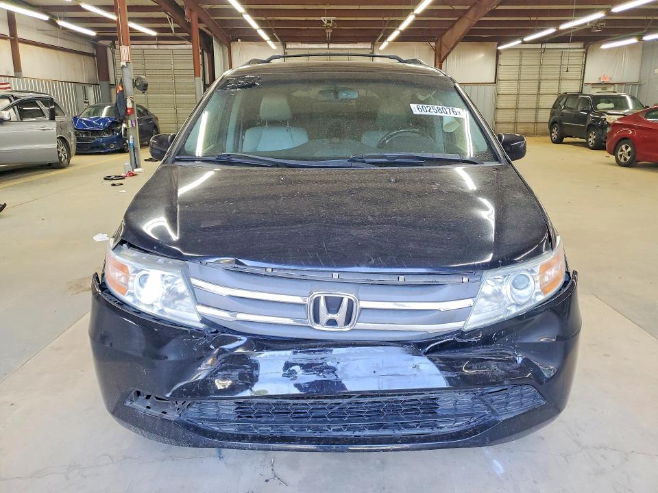 Photo 5 from auction – 2013 HONDA ODYSSEY with VIN 5FNRL5H68DB039690