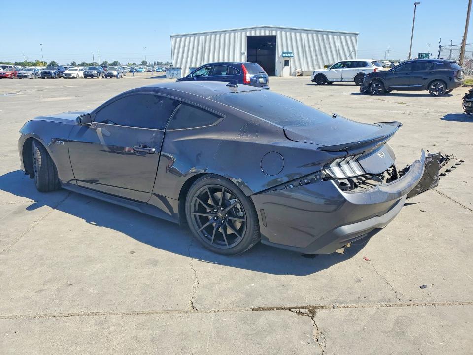 Photo 2 from auction – 2024 FORD MUSTANG with VIN 1FA6P8CF6R5412904