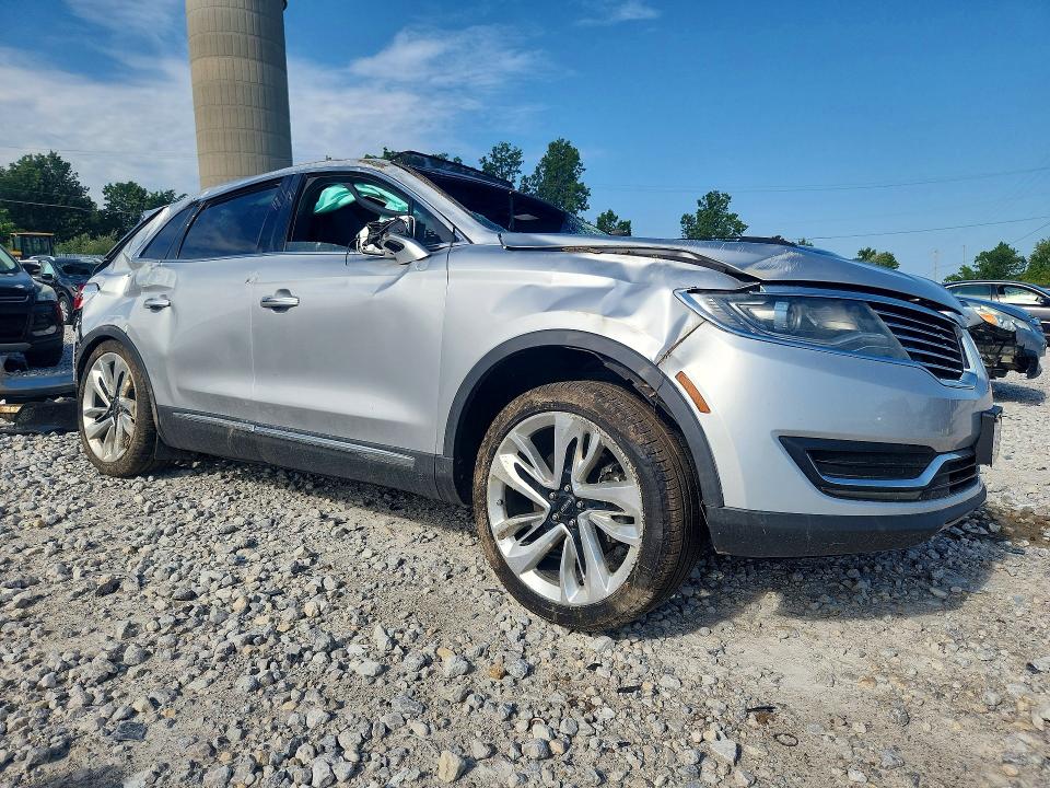 Photo 4 from auction – 2017 LINCOLN MKX with VIN 2LMPJ8LR2HBL39762