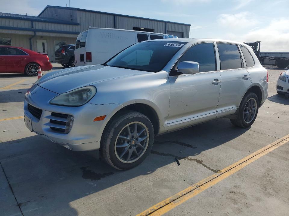 PORSCHE CAYENNE 2008 with VIN WP1AA29P18LA05570 - Photo from auction
