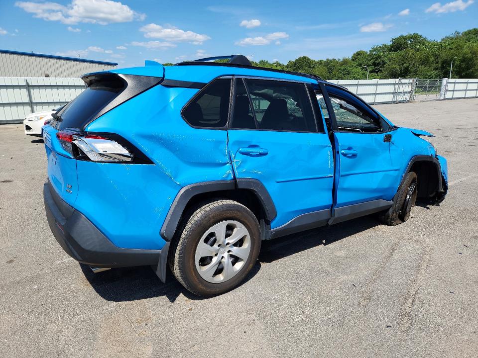 Photo 3 from auction – 2021 TOYOTA RAV4 with VIN 2T3F1RFV7MW170176