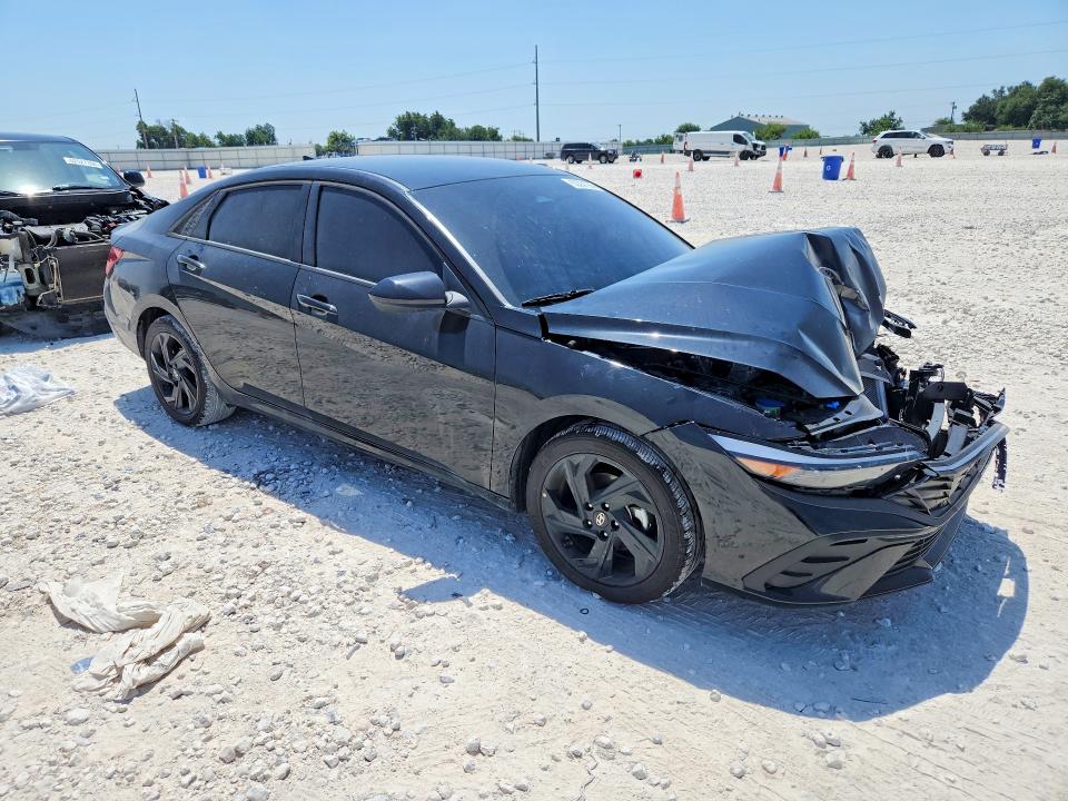 Снимка 4 от търг – 2026 HYUNDAI ELANTRA с VIN KMHLM4DGXTU171394