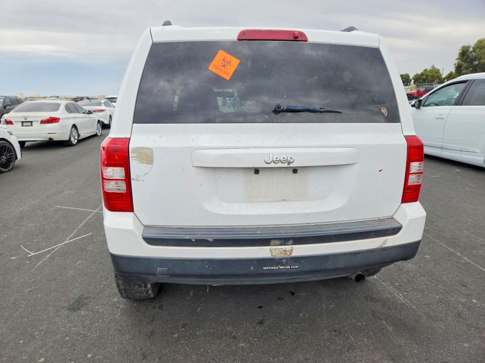 Photo 6 from auction – 2016 JEEP PATRIOT with VIN 1C4NJPBAXGD753636