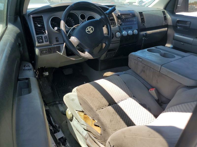 Photo 8 from auction – 2010 TOYOTA TUNDRA with VIN 5TFLU5F1XAX024149