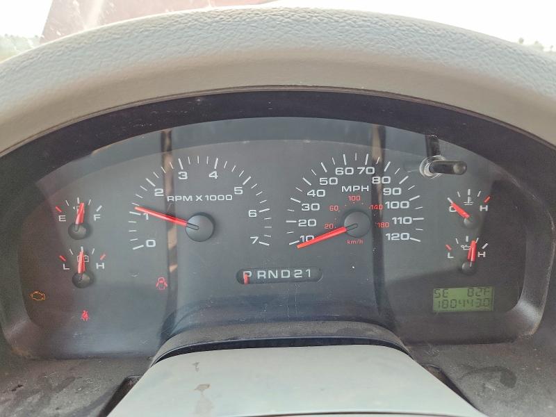 Photo 9 from auction – 2005 FORD F150 with VIN 1FTPX14545FB20751
