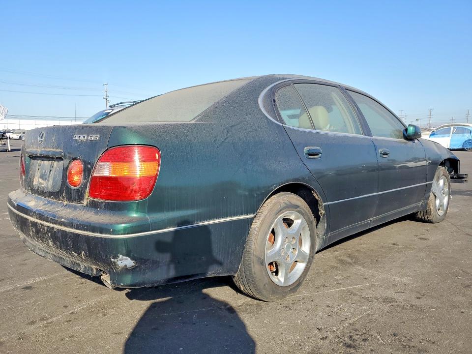 Photo 3 from auction – 1998 LEXUS GS with VIN JT8BD68S5W0029006