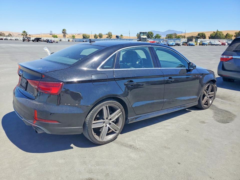 Photo 3 from auction – 2019 AUDI A3 with VIN WAUJEGFF1KA106638