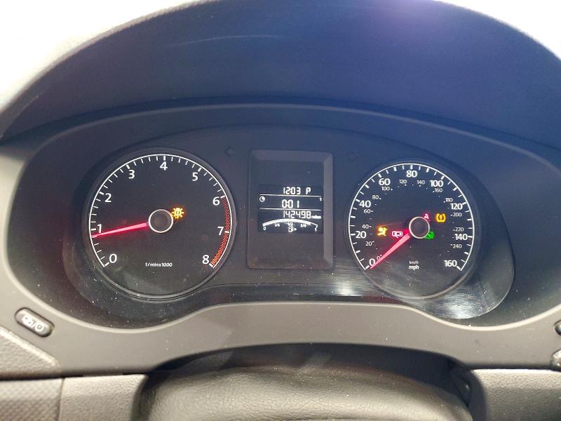Photo 9 from auction – 2014 VOLKSWAGEN JETTA with VIN 3VW2K7AJ8EM445137