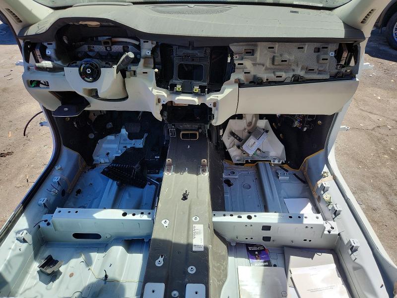 Photo 8 from auction – 2025 VOLVO XC90 with VIN YV4H60JG2S1389571