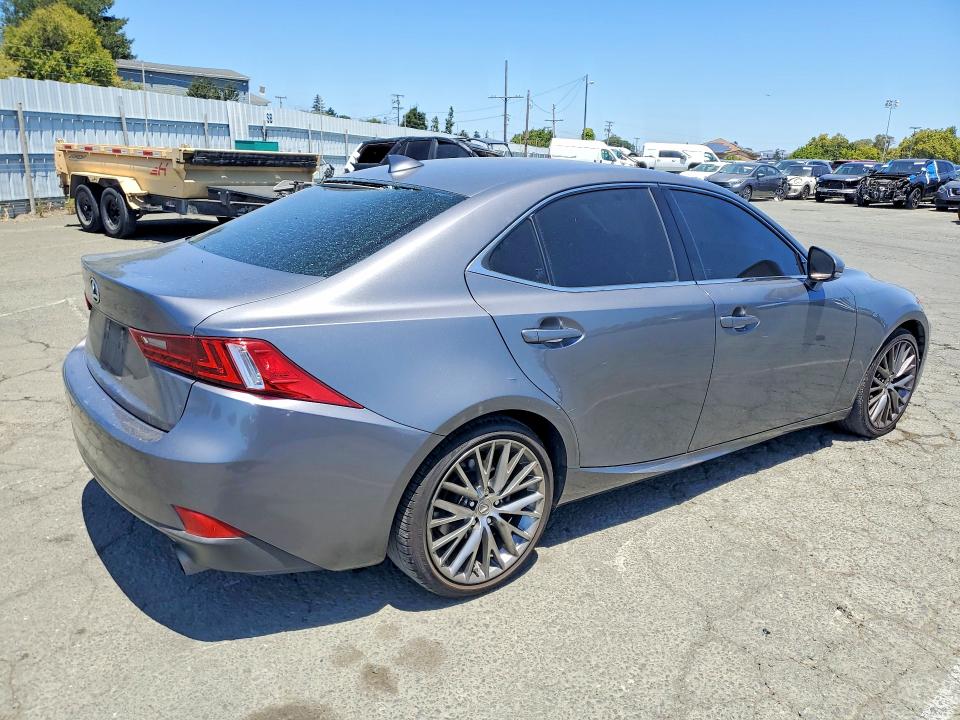 Photo 3 from auction – 2015 LEXUS IS with VIN JTHBF1D28F5076150